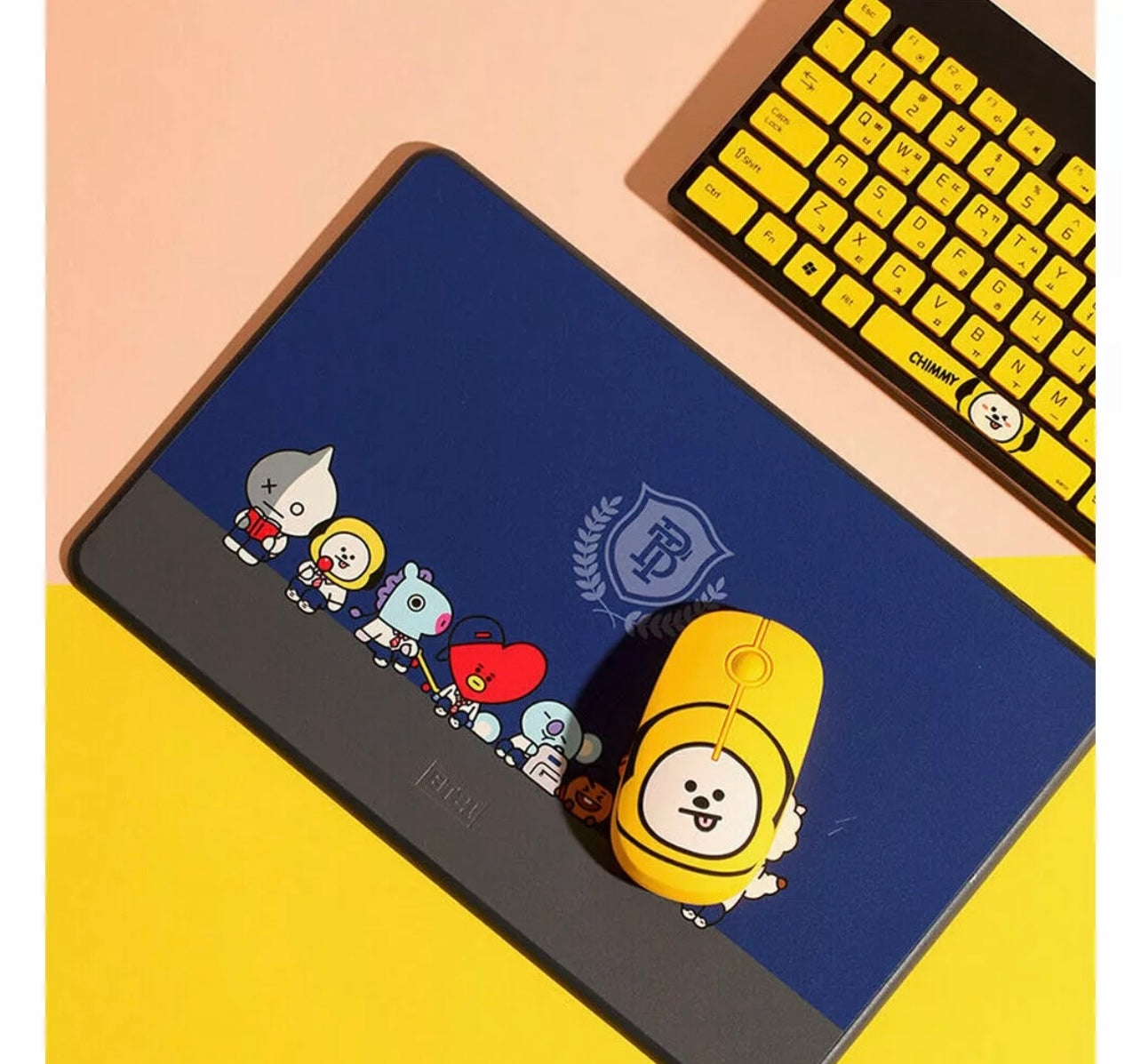 BT21 Universtar Fast Wireless Mobile Charging and Mousepad - Orderly