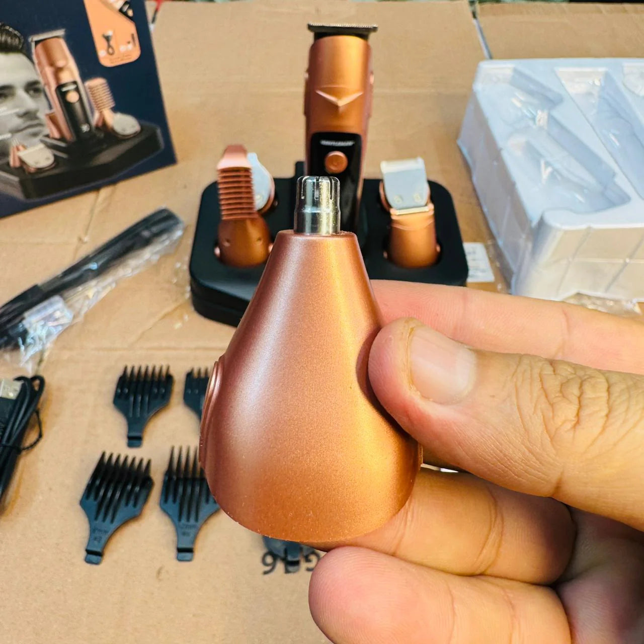 GENTLEMAN 10-in-1 Professional Grooming Kit (GT9021)