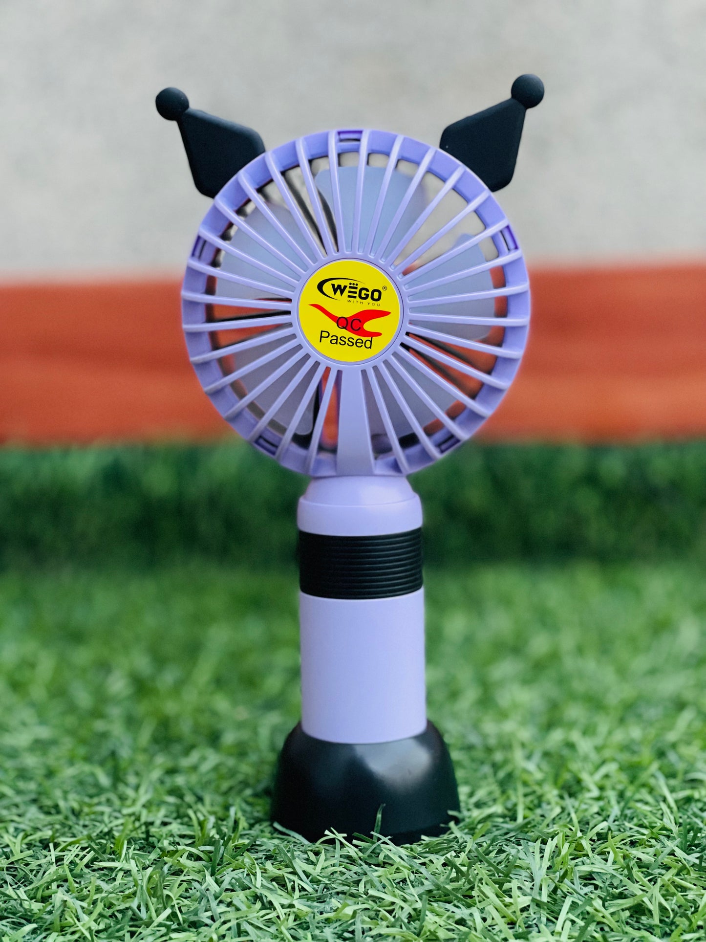 Rechargeable Cat Fan with Mobile Stand