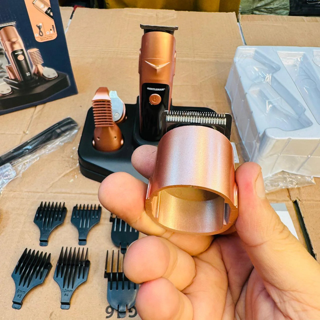 GENTLEMAN 10-in-1 Professional Grooming Kit (GT9021)